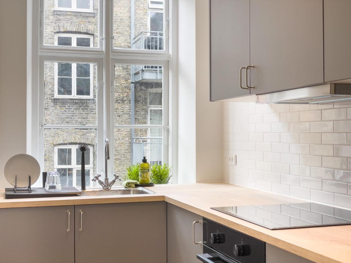 Stylish Classic Danish Design Apartment Kopenhagen Exterior foto